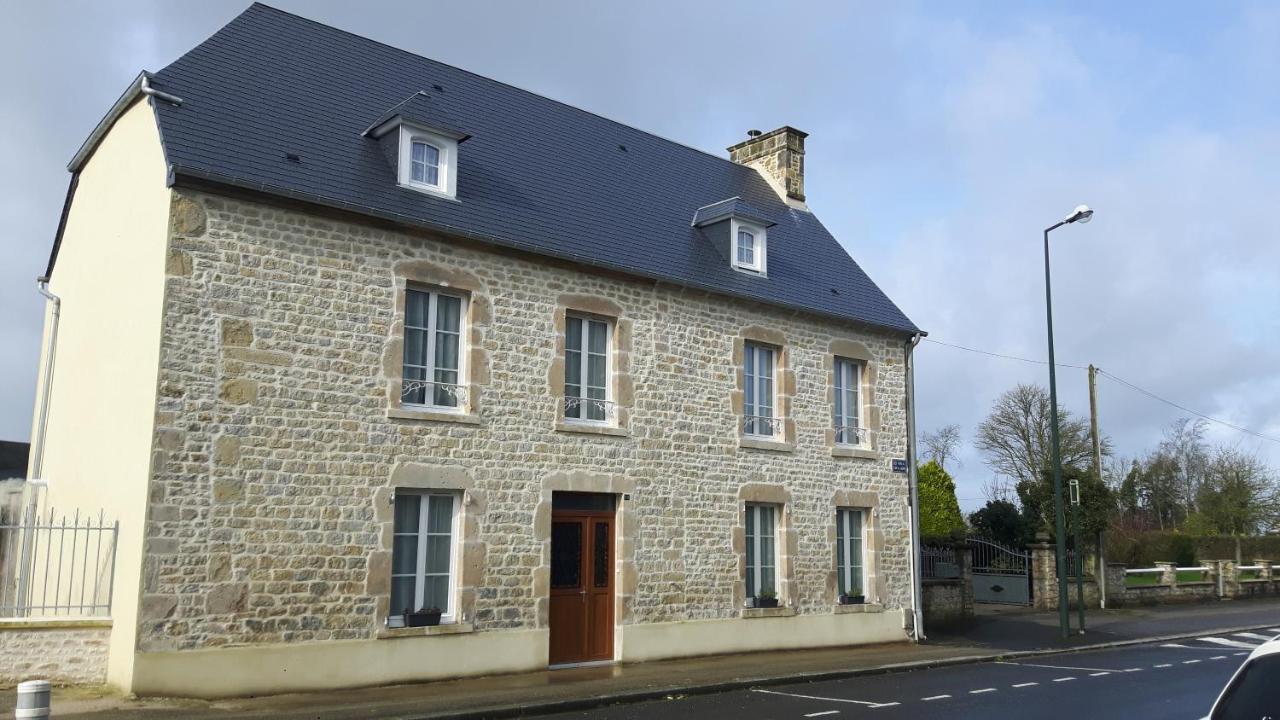 Chambres D'Hotes Et Table D'Hotes- Valentine 44 Sainte-Mère-Église Exterior foto